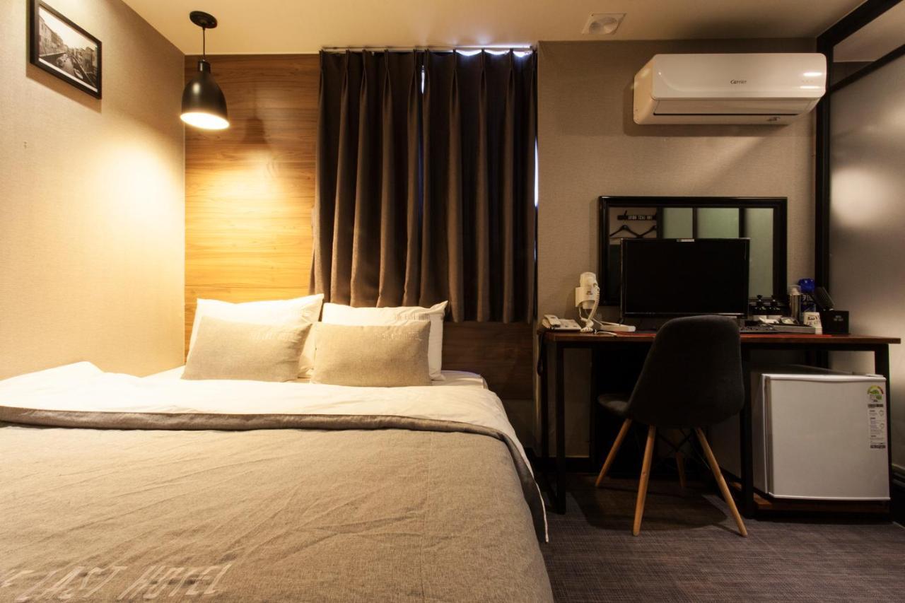 The Last Hotel Nampo Busan Exterior photo
